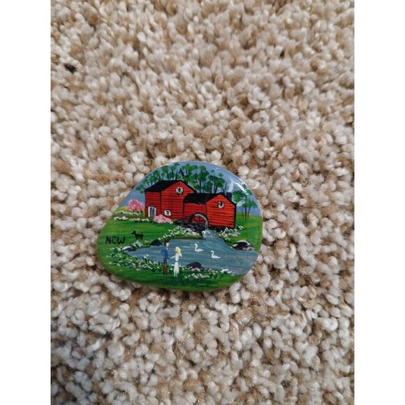Vintage Wooden  Painted BARN FARM SCENE BROOCH PIN 2” - Picture 1 of 4